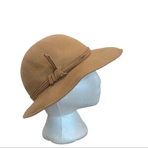 𝅺CAMEL brown felt hat